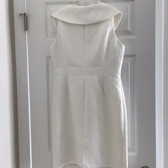 Tahari Arthur S. Levine Cream Dress - Picture 2 of 9